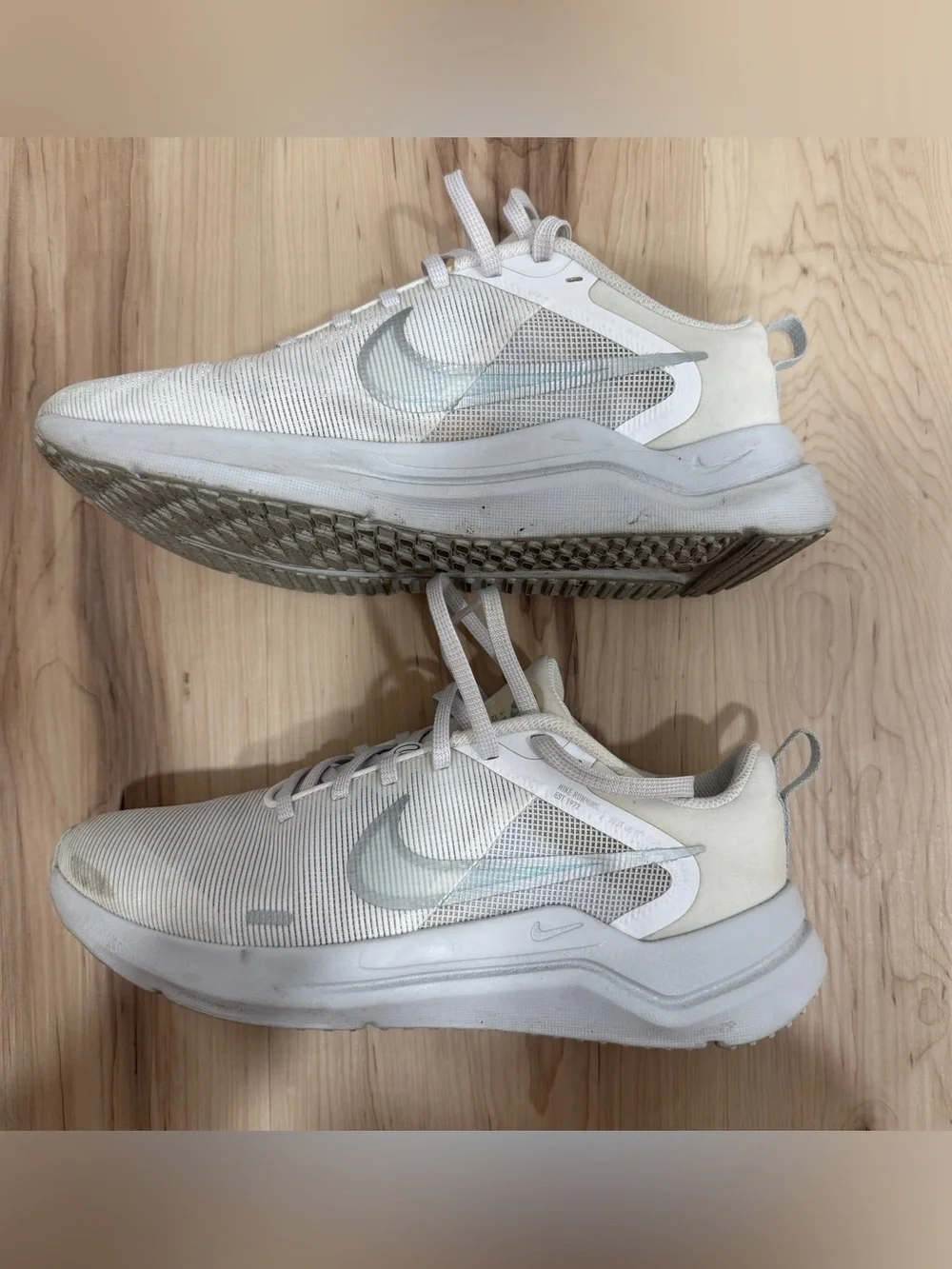 Nike Downshifter 12 Sneakers in White Size 7.5